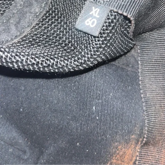 Gucci GG Monogram Tiger Print Beige/Black Snap Back Hat
